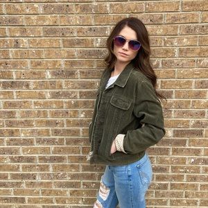 Vintage olive green corduroy women’s jacket. M